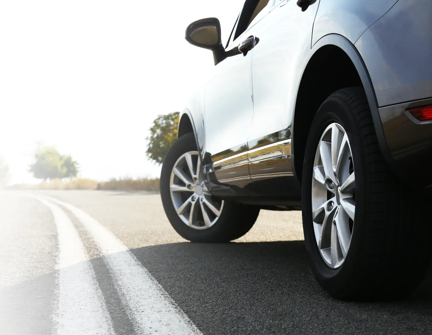 Vehicle driving with Navixa live tracking active